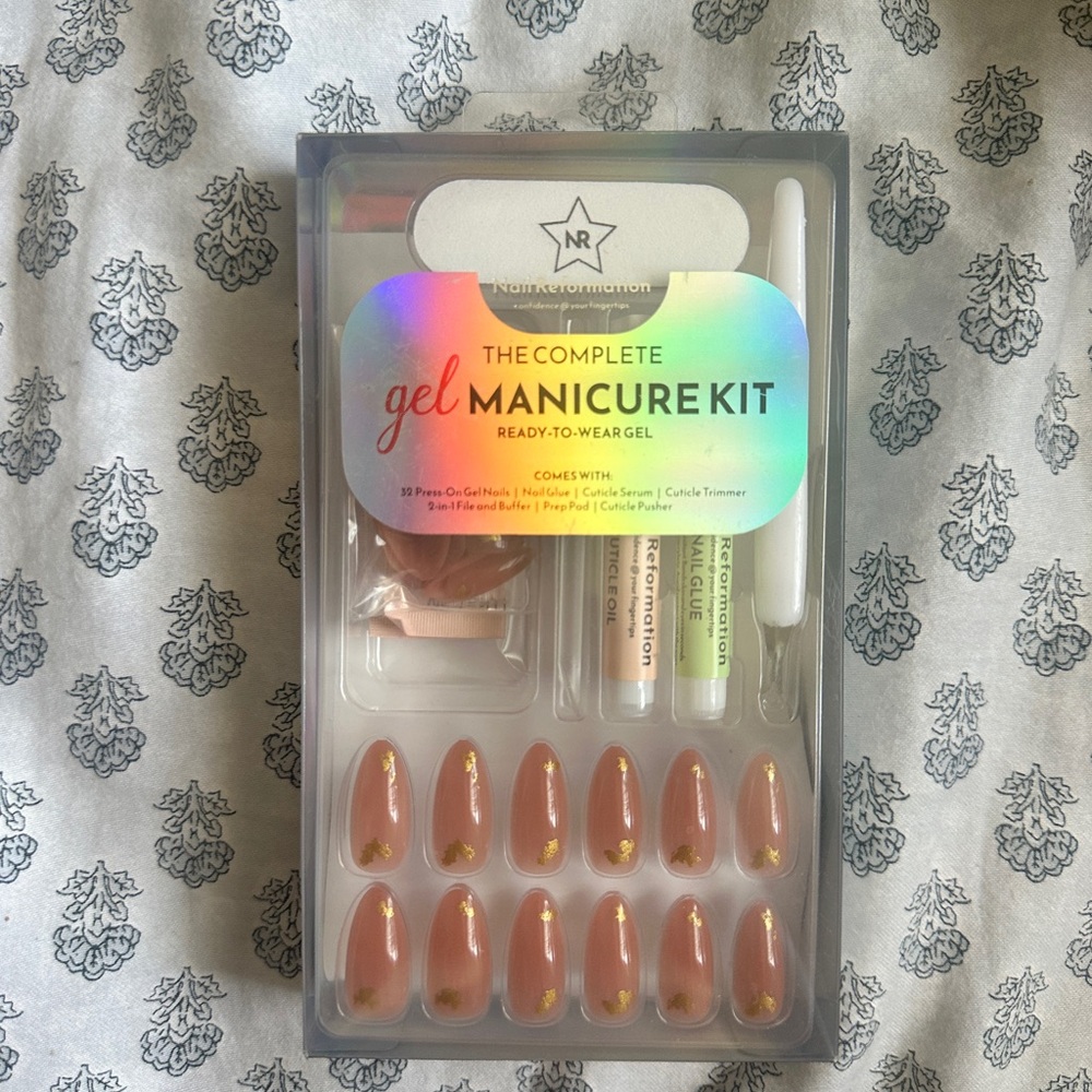 Nail Revolution Gel Manicure Kit